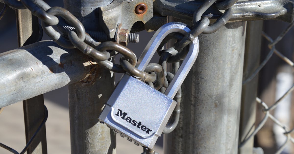 Chuyển Nhượng Và Li-xăng Nhãn Hiệu Tại Việt Nam: Những Điều Doanh Nghiệp Cần Biết Trước Khi Ký Hợp Đồng