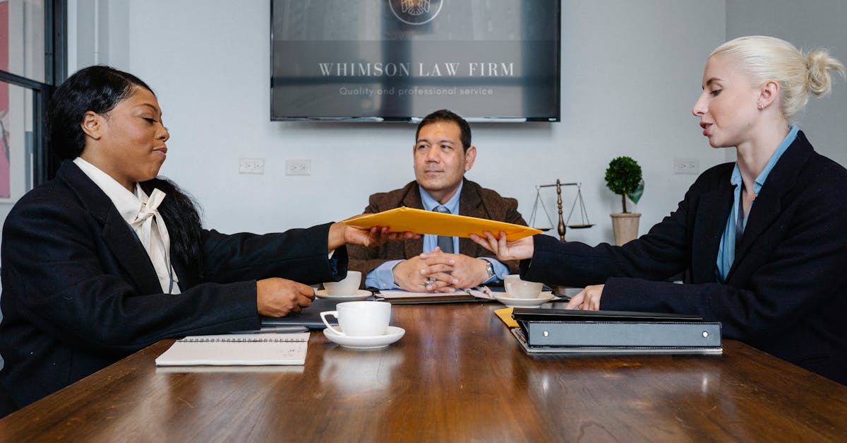 Nhãn Hiệu Trong Ngành Giải Trí Và Thể Thao: Bảo Hộ Tên Đội, Linh Vật Và Sản Phẩm Merchandise