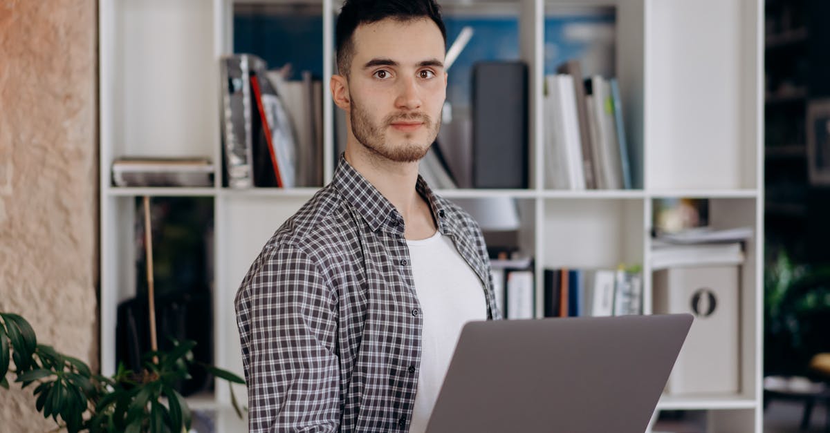 Sử Dụng Hợp Đồng Bảo Mật NDA Để Bảo Vệ Nhãn Hiệu Chưa Đăng Ký: Giải Pháp Cho Startup Chưa Có Văn Bằng